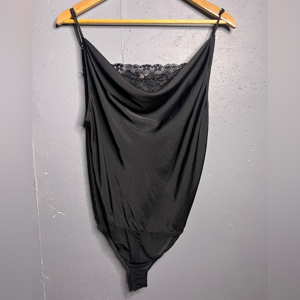 FREE PEOPLE Intimately Cowneck lace bodysuit in size Small